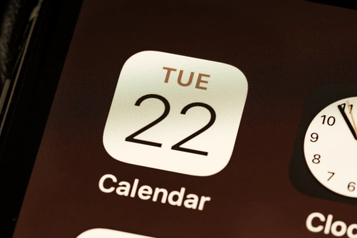 A close-up of a calendar app icon on a phone screen